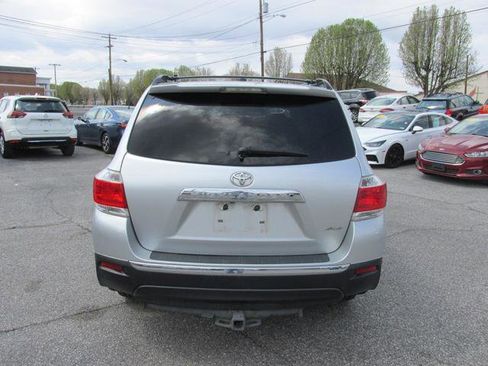 Used 2013 Toyota Highlander Limited image 4