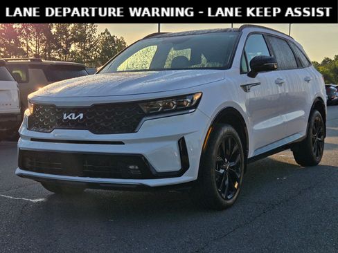 Used 2023 Kia Sorento SX AWD/4WD image 3