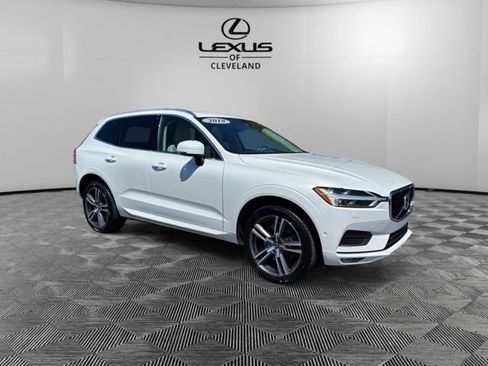 Used 2019 Volvo XC60 T6 Momentum w/ Advanced Package AWD/4WD image 2