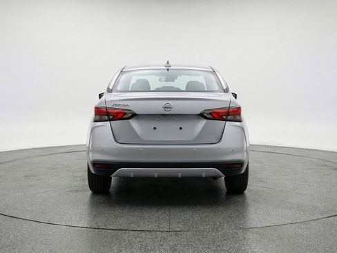 Used 2025 Nissan Versa SV FWD image 6