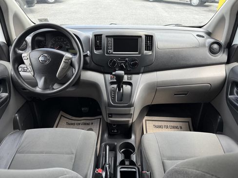Used 2021 Nissan NV200 SV w/ Back Door Glass Package image 6