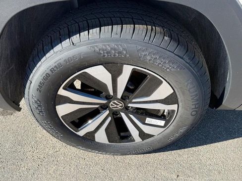 New 2026 Volkswagen Atlas Cross Sport SE AWD/4WD image 4