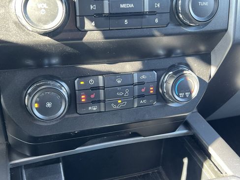 Used 2020 Ford F150 XLT w/ Equipment Group 302A Luxury image 22