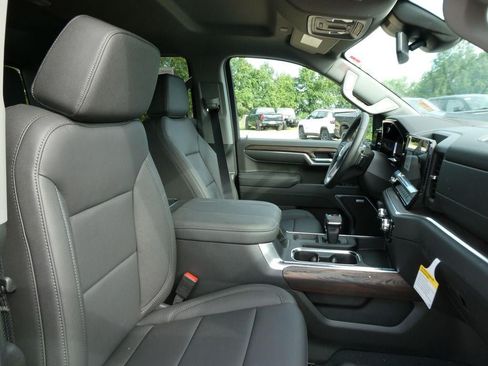 New 2026 GMC Sierra 1500 SLT w/ SLT Premium Plus Package AWD/4WD image 13