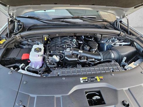 New 2025 Jeep Grand Cherokee Altitude image 16