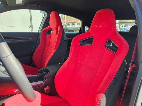 Used 2025 Honda Civic Type R image 20