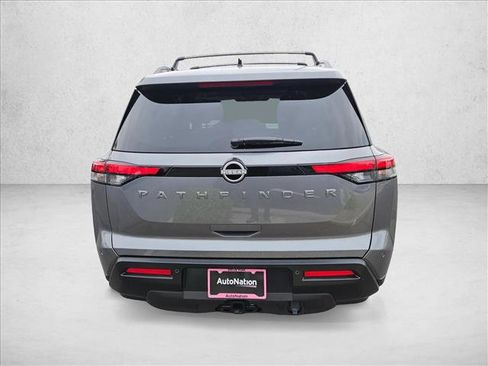 New 2026 Nissan Pathfinder SV image 8