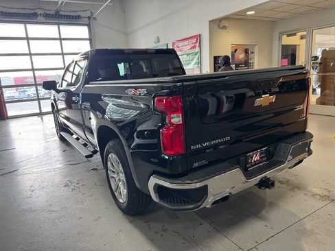 Used 2022 Chevrolet Silverado 1500 LTZ w/ LTZ Convenience Package II image 7