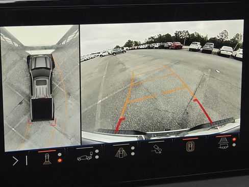 Used 2025 GMC Sierra 1500 Denali Ultimate image 9