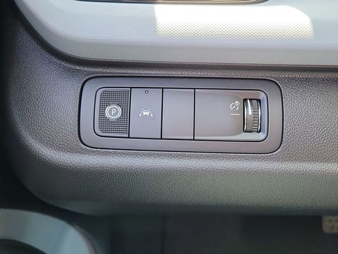 New 2027 Chevrolet Bolt LT FWD image 11