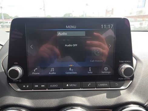 Used 2025 Nissan Sentra SV FWD image 19