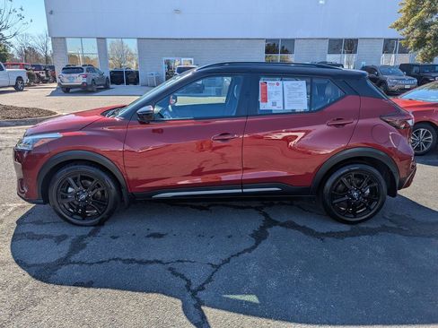 Used 2023 Nissan Kicks SR w/ SR Premium Package image 4