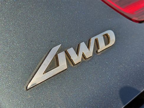 Used 2023 Genesis G80 2.5T image 10