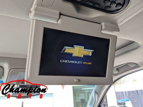 Used 2018 Chevrolet Tahoe LT w/ LT Signature Package image 21