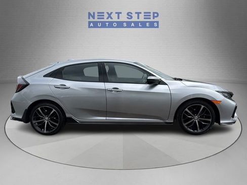 Used 2021 Honda Civic Sport image 9
