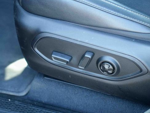 Used 2024 Jeep Grand Cherokee Altitude AWD/4WD image 26
