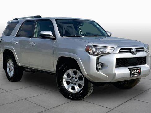 Used 2024 Toyota 4Runner SR5 RWD image 3