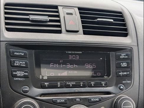 Used 2004 Honda Accord EX image 13