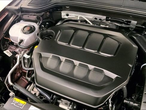 Used 2024 Volkswagen GTI SE image 31