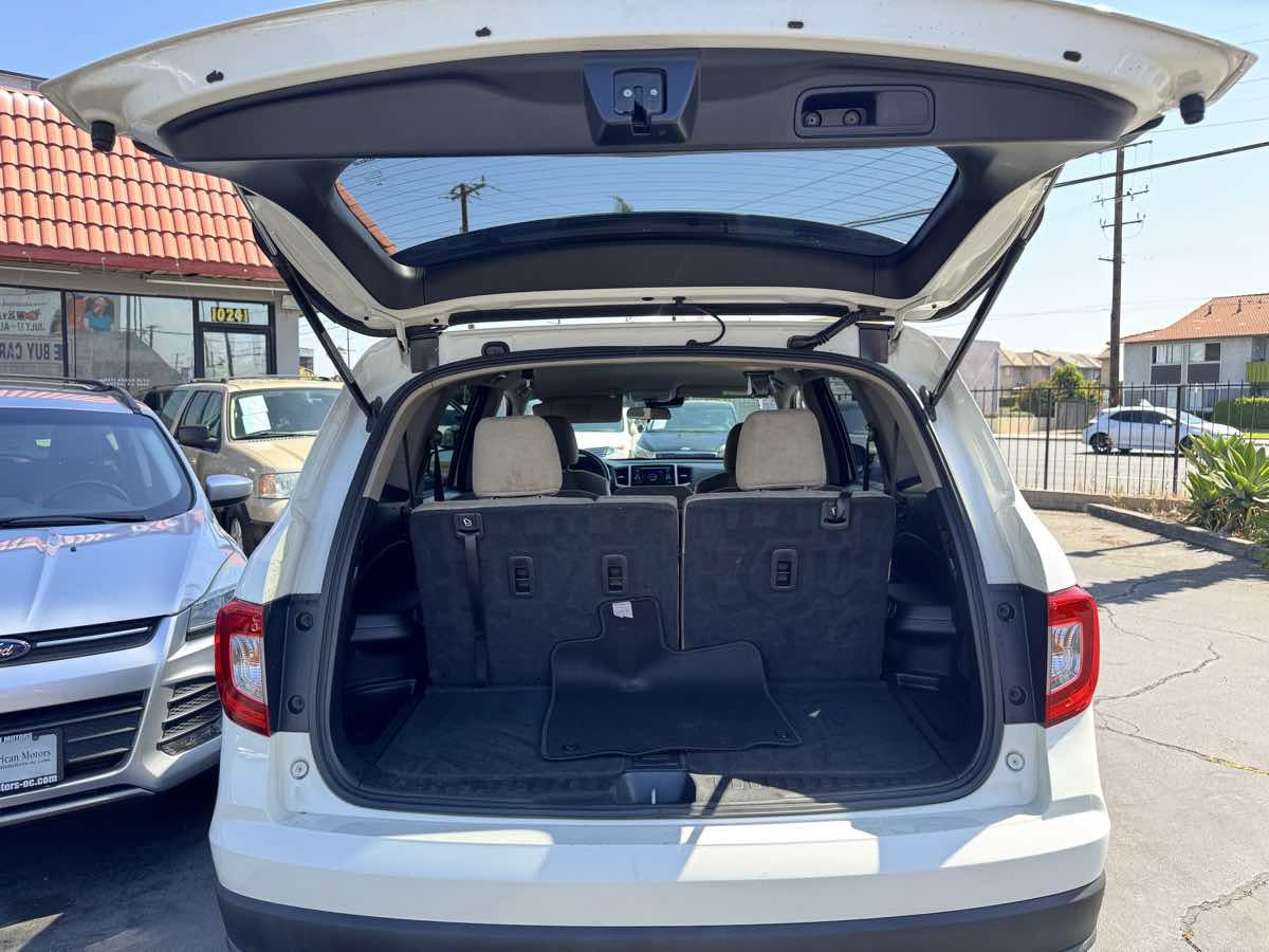 Used 2019 Honda Pilot LX image 23