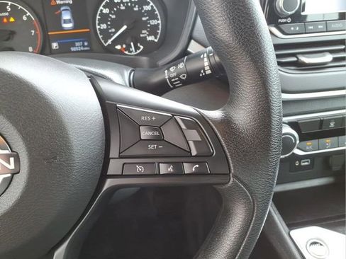 Used 2023 Nissan Altima 2.5 S FWD image 17