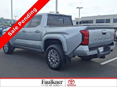 Used 2024 Toyota Tacoma Limited image 4