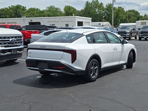 Used 2025 Kia K4 FWD image 42