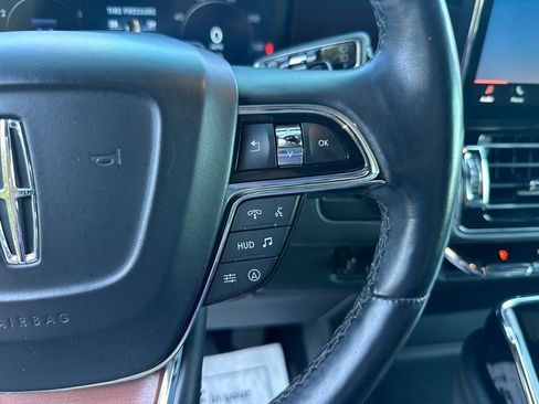 Used 2022 Lincoln Navigator L Reserve RWD image 13