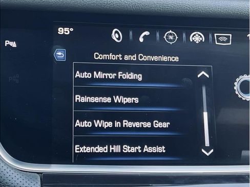 Used 2018 Cadillac XT5 Luxury w/ Driver Awareness Package image 32