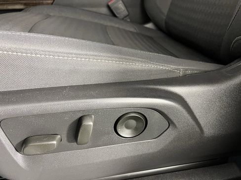 Used 2024 GMC Sierra 3500 SLE image 25