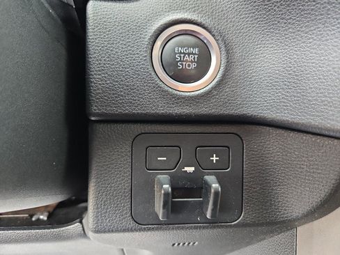 Used 2022 Toyota Tundra SR5 image 30