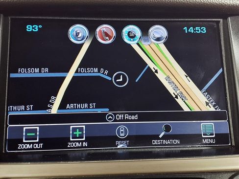 Used 2018 GMC Yukon Denali image 13