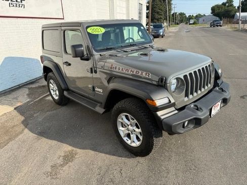 Used 2021 Jeep Wrangler Sport AWD/4WD image 11