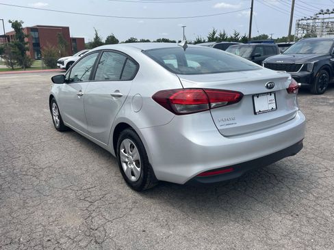 Used 2018 Kia Forte LX FWD image 8