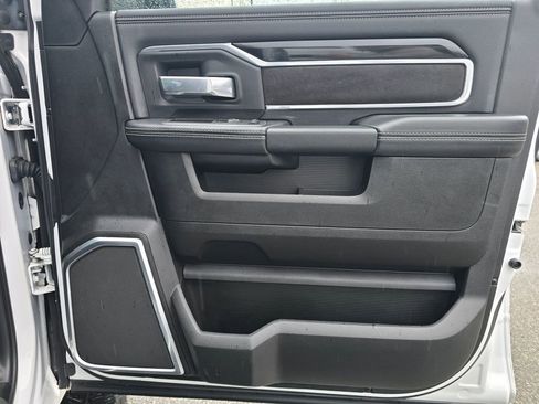 Used 2022 RAM 3500 Laramie image 45