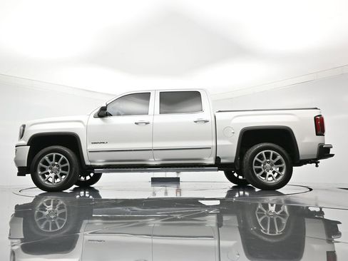 Used 2018 GMC Sierra 1500 Denali image 45