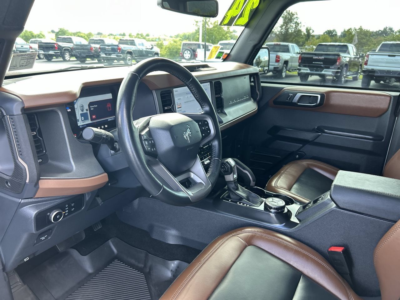 Used 2024 Ford Bronco Outer Banks AWD/4WD image 24