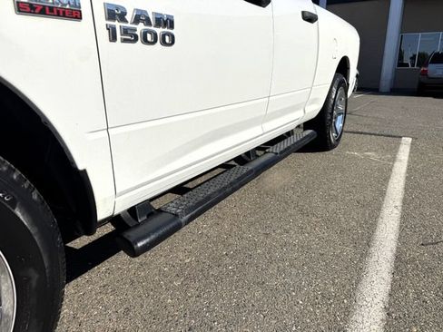 Used 2017 RAM 1500 Express w/ Express Value Package RWD image 10