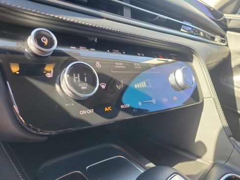 Certified 2025 INFINITI QX60 Pure w/ Cargo Package image 16