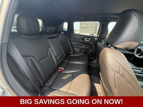 New 2026 Jeep Compass Limited w/ Sun, Sound & Navigation Group AWD/4WD image 39