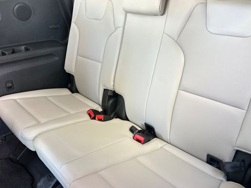 Used 2024 Kia Telluride SX Prestige AWD/4WD image 27