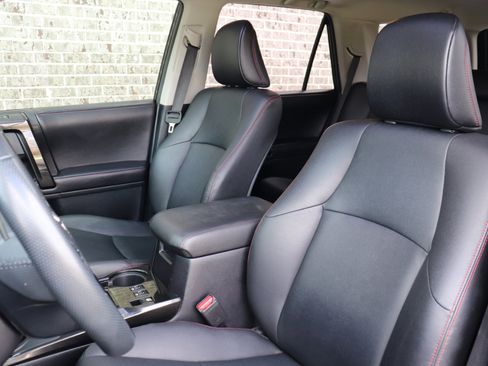 Used 2016 Toyota 4Runner Trail Premium image 47