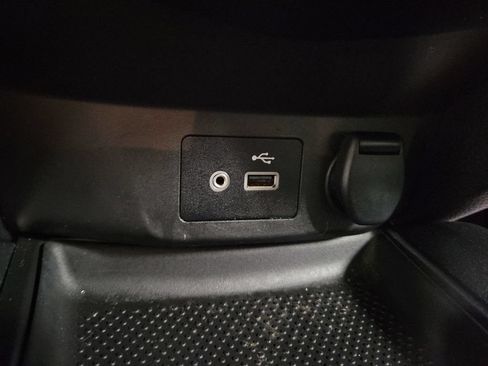 Used 2020 Nissan Rogue S AWD/4WD image 18