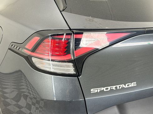 Used 2023 Kia Sportage EX FWD image 36