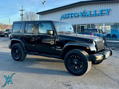 Used 2018 Jeep Wrangler Unlimited Sahara w/ Connectivity Group