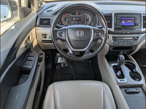 Used 2019 Honda Ridgeline RTL image 11