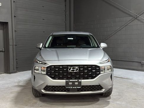 Used 2023 Hyundai Santa Fe SE AWD/4WD image 2