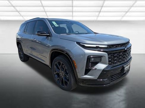 New 2026 Chevrolet Traverse RS w/ LPO, Floor Liner Package FWD image 1