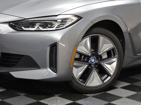 Used 2023 BMW i4 eDrive35 w/ Premium Package RWD image 3