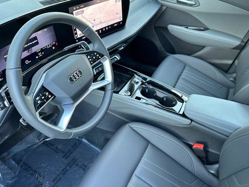 New 2026 Audi Q3 quattro 2.0T image 9